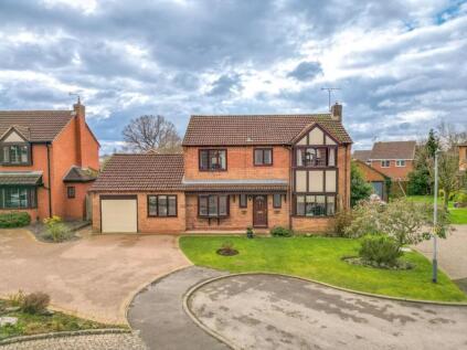 Chichester Close, Nuneaton, CV11