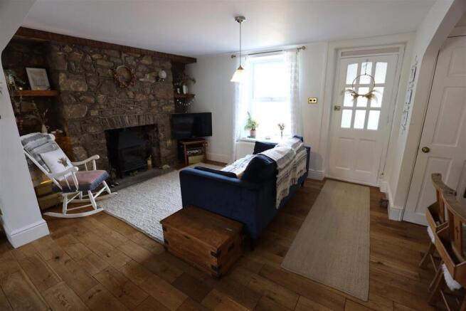 Living room.JPG