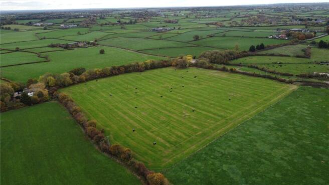 12 Acres, Brinkworth