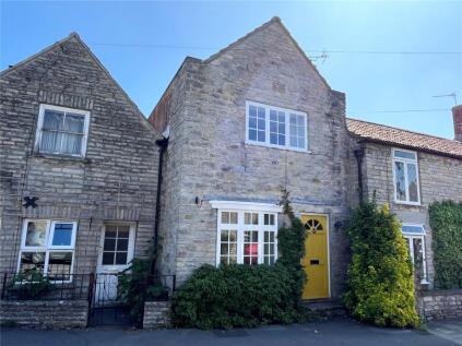 Two bedroom cottage with courtyard in Somerton