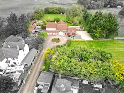 A large family home with1.08 Acres on the edge of Chilcompton