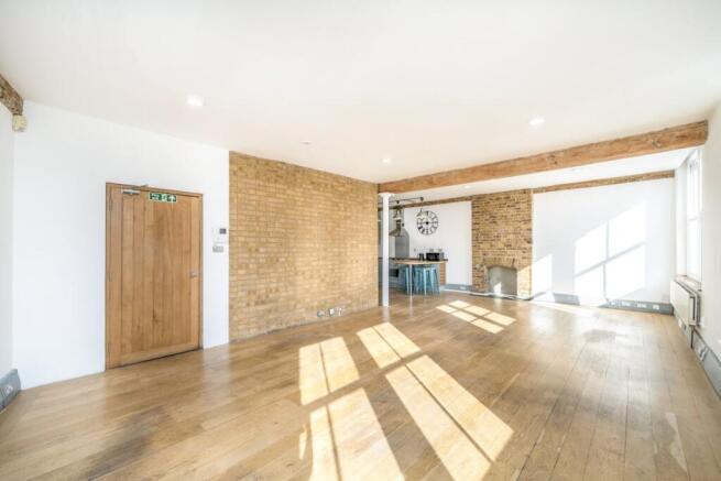 1 Playhouse Court 64 SBR Live work 2.jpg