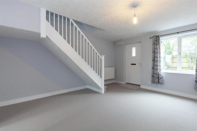 Living room photo 3.jpg