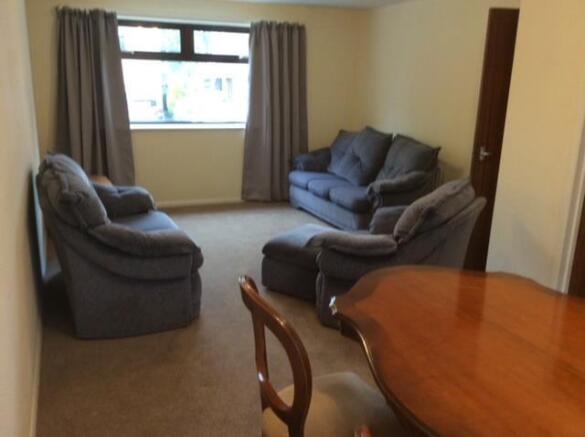 3 Rawson Close living.dining room.JPG