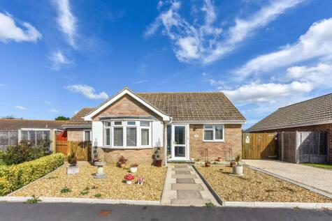 Windsor Drive, West Wittering, West Sussex, PO20