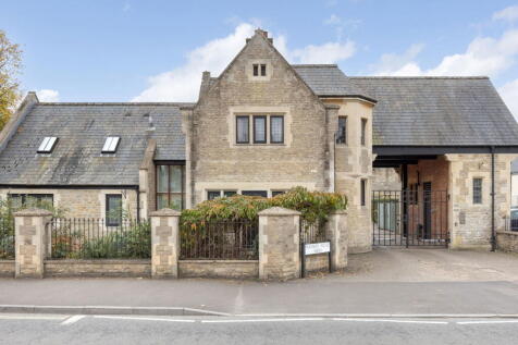 Mansion House Mews, Corsham, SN13 9BB