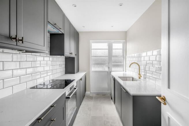 8_Deanhill_Court-3.jpg