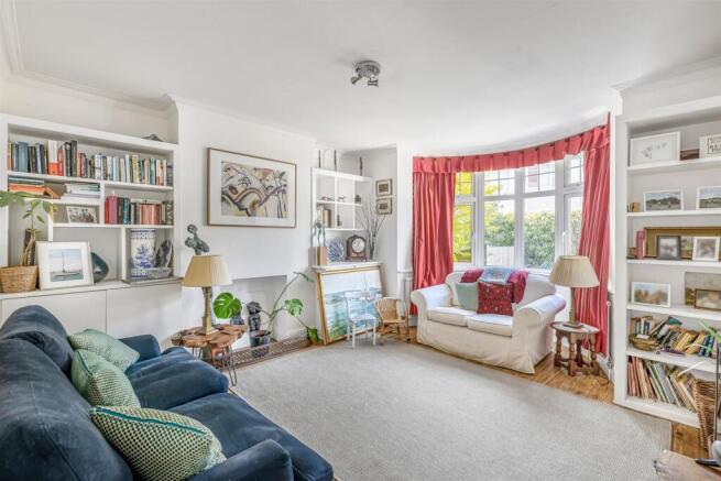 35_Eastbourne_Gardens-1.JPG