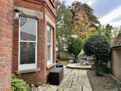 Victoria Road, Southborough, TN4