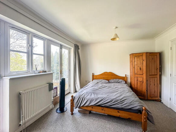 Room 4 (1)