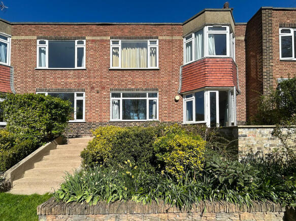 Riverside Court