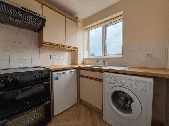 Kitchen (1)