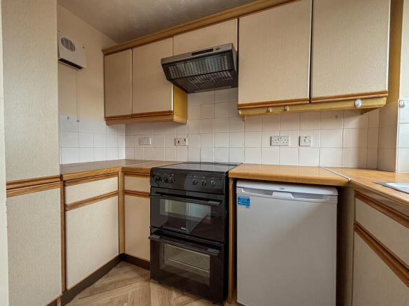 Kitchen (2)