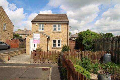 Lavell Mews, Eccleshill BD2