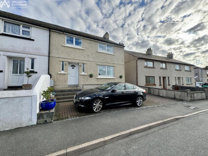 Gwelfor Avenue, Holyhead, LL65