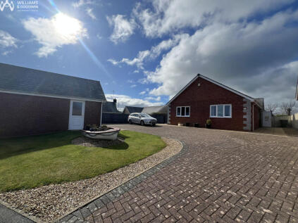 Cae Derwydd, Cemaes Bay, Anglesey, LL67