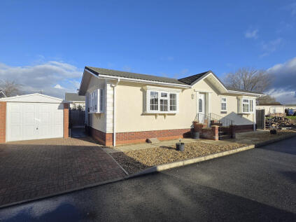 Waveney Residential Park, Pound Road