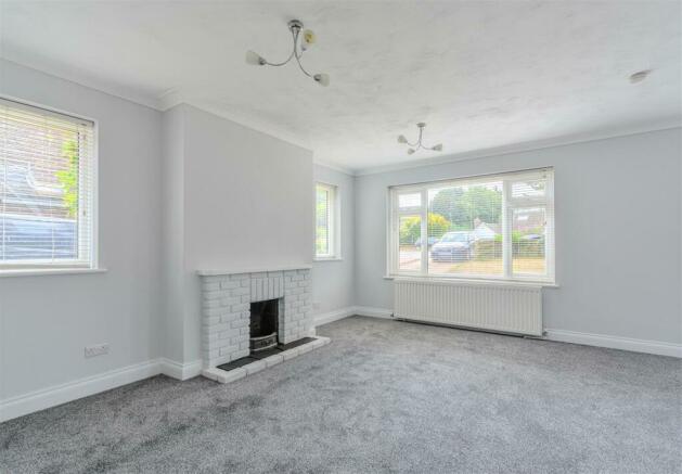 Sitting/Dining Room