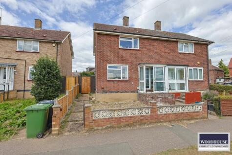 Tudor Close, Cheshunt, EN7