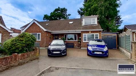 Sandon Road, Cheshunt, EN8