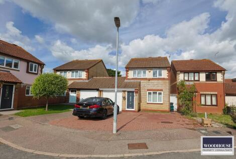 Cassandra Gate, Cheshunt, EN8
