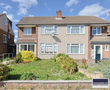 Littlebrook Gardens, Cheshunt, EN8