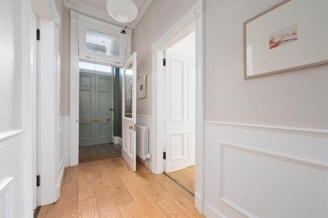 30 Victoria Street 015.JPG