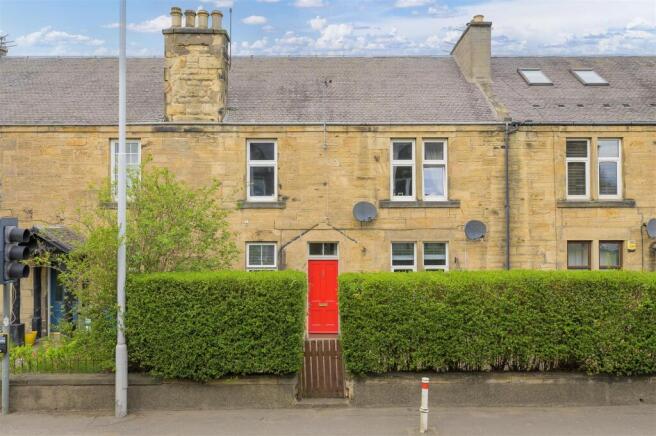 98 Apppin Crescent 003.jpg
