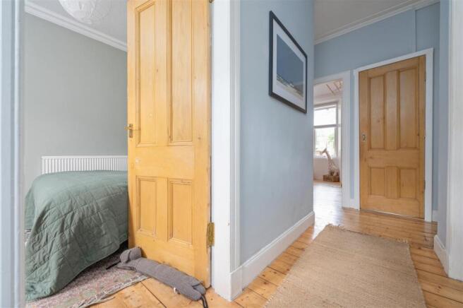 98 Apppin Crescent 005.JPG