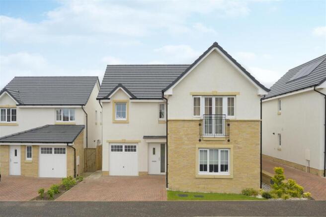 90WoodpeckerCrescent002.jpg