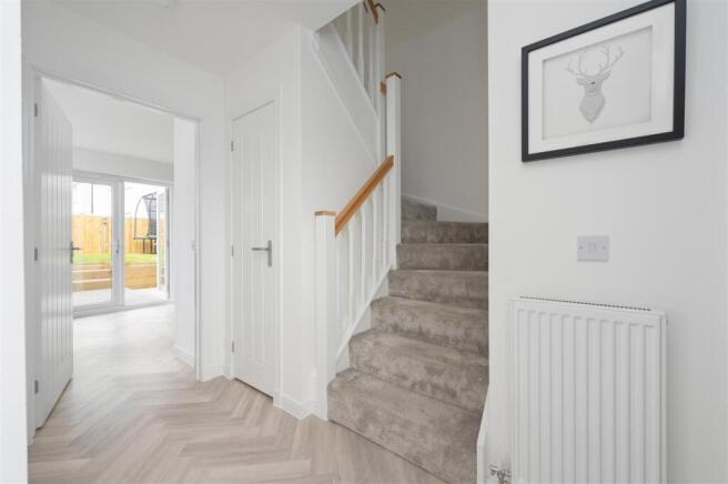 90WoodpeckerCrescent005.JPG