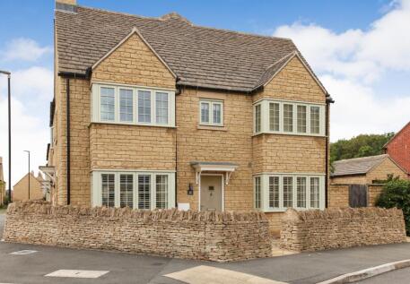 Valetta Way, Moreton-in-Marsh, Gloucestershire. GL56 0FG