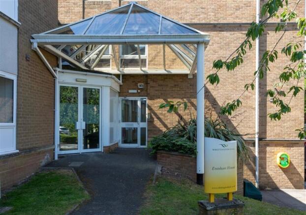 8725  Whittington Hall GROUND 60 Medium.jpg