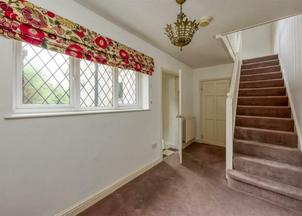 109 Rookery Road-hall2 SEPT24.jpg