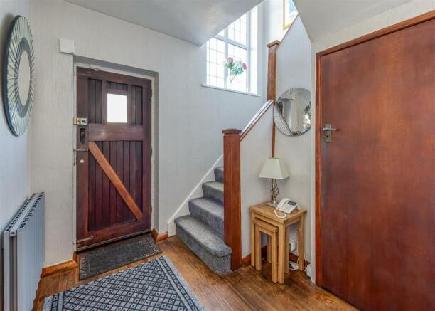 44 Gervase Drive-Hall.jpg