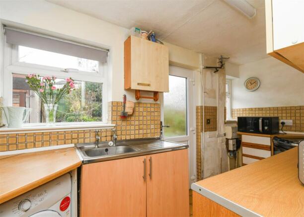 74 Meadow Lane - Kitchen.jpg
