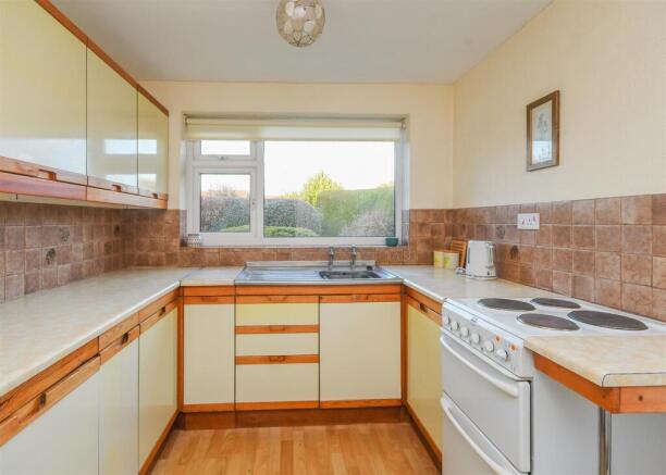2 Green Acres - Kitchen.jpg