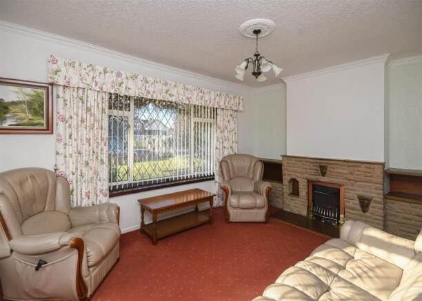 19 St Benedicts-Living Room.jpg