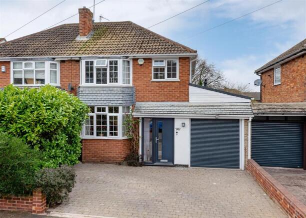 149 Wombourne Park-Front.jpg