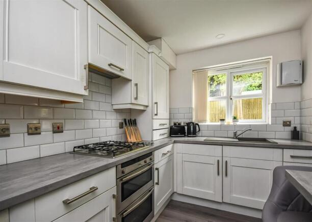 20 Cygnet Court-Kitchen.jpg