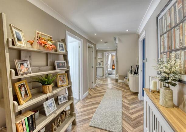 9 Virginia Drive-Hallway.jpg