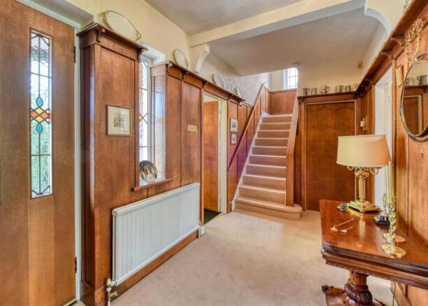 67 Sandringham Road-Hall.jpg