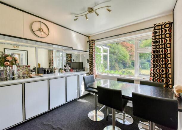 67 Sandringham Road-Breakfast Room (2).jpg