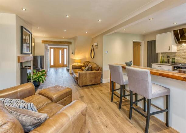 8 Banbery Drive-Kitchen Family Room.jpg