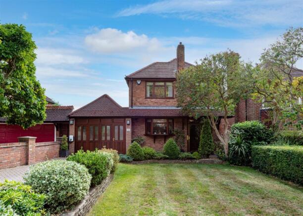 32 Billy Buns Lane-Front.jpg