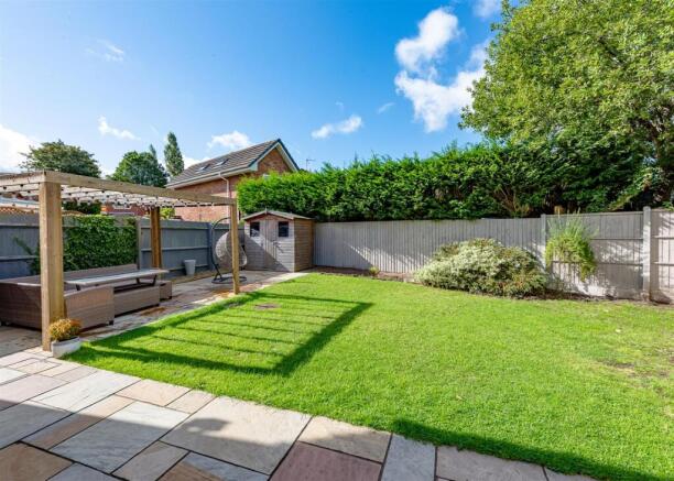 50 Cowley Drive-External (4).jpg