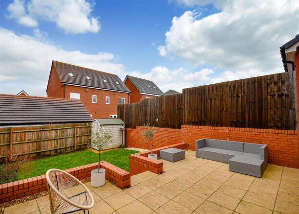 61 Foxglove Way-14.jpg