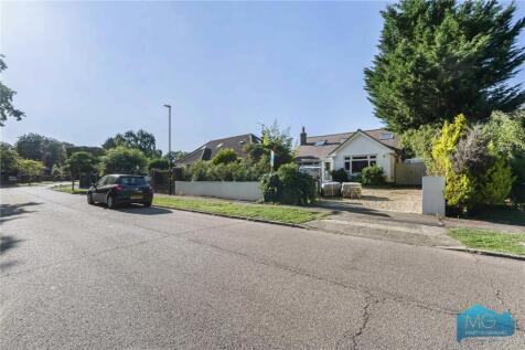 Covert Way, Barnet, EN4