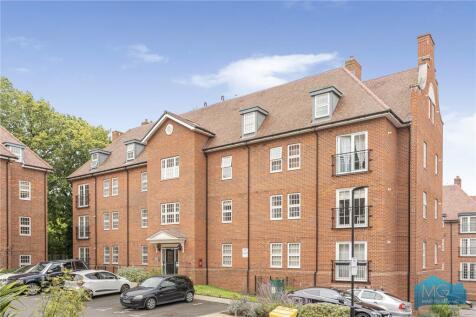 Collison Avenue, Barnet, EN5