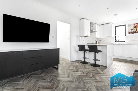 Plantagenet Road, Barnet, EN5